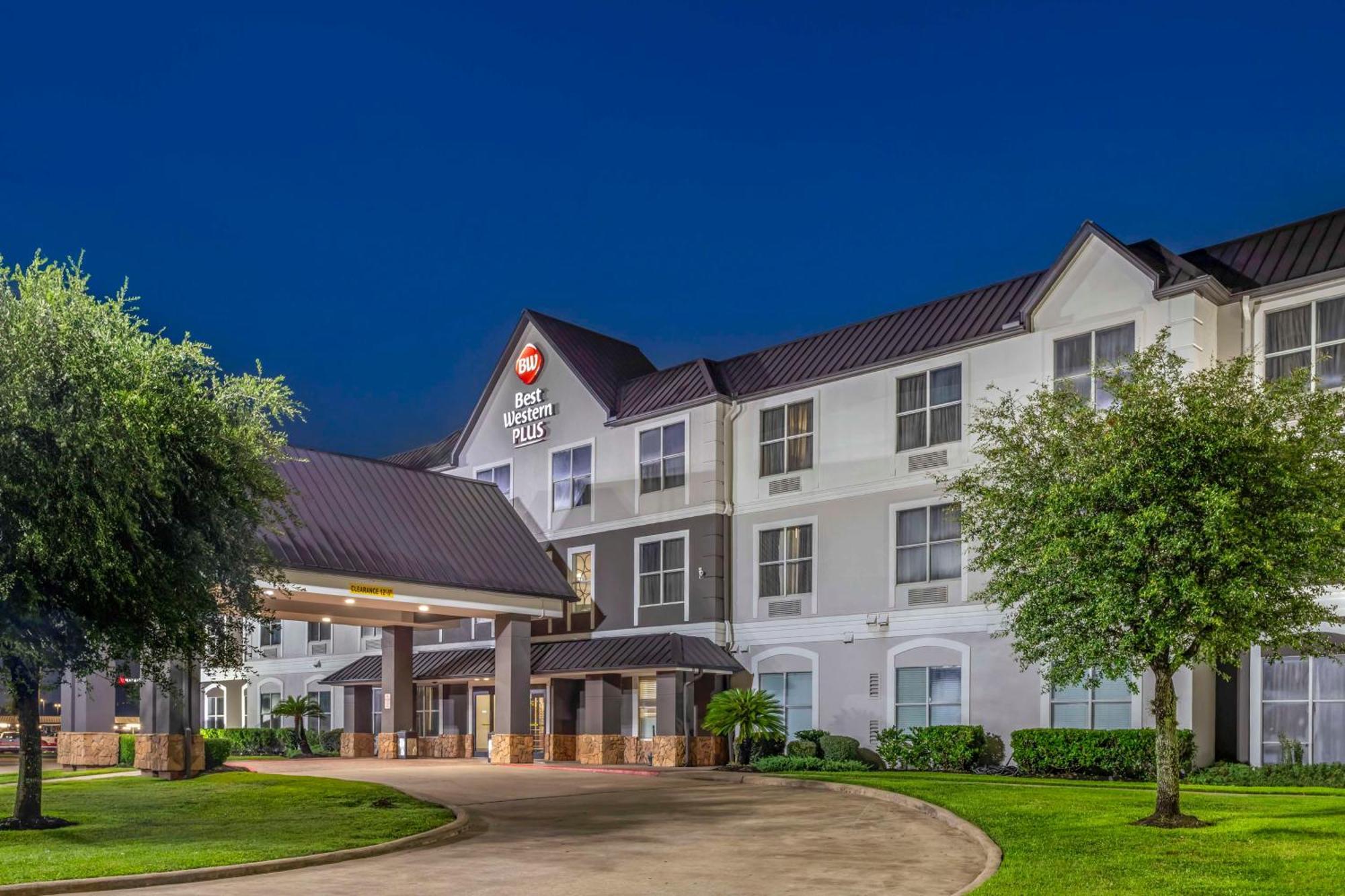Best Western Plus Hobby Airport Inn And Suites Хьюстон Экстерьер фото